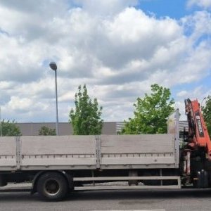 foto EUR4 MB 8.5m +crane 16tm/12m remote bed sail Mercedes Axor 1824