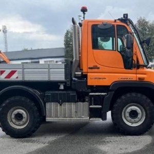 foto Unimog U 518 Komunnal