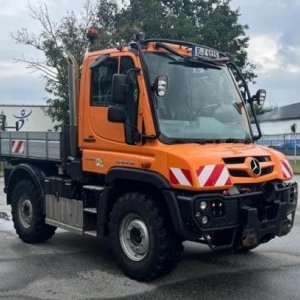 foto Unimog U 518 Komunnal