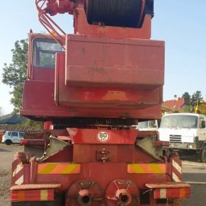 foto 20t autocrane 6x4 MB EUR4 Mercedes 3332