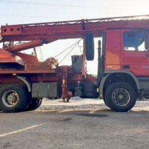 foto 20t autocrane 6x4 MB EUR4 Mercedes 3332