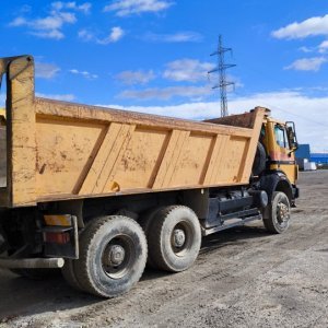 foto 6x6 dumper Mercedes tipper