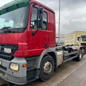 foto Mercedes-Benz 2546/2541